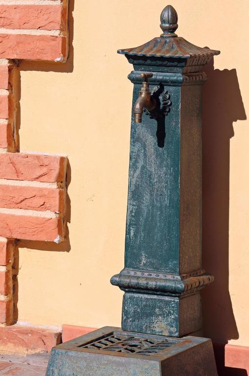 Appartamento Vacanze Magnolia E Glicine Tuoro sul Trasimeno Luaran gambar